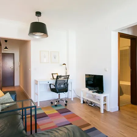 E Confortavel Junto Ao Bairro Da Graca * Lissabon